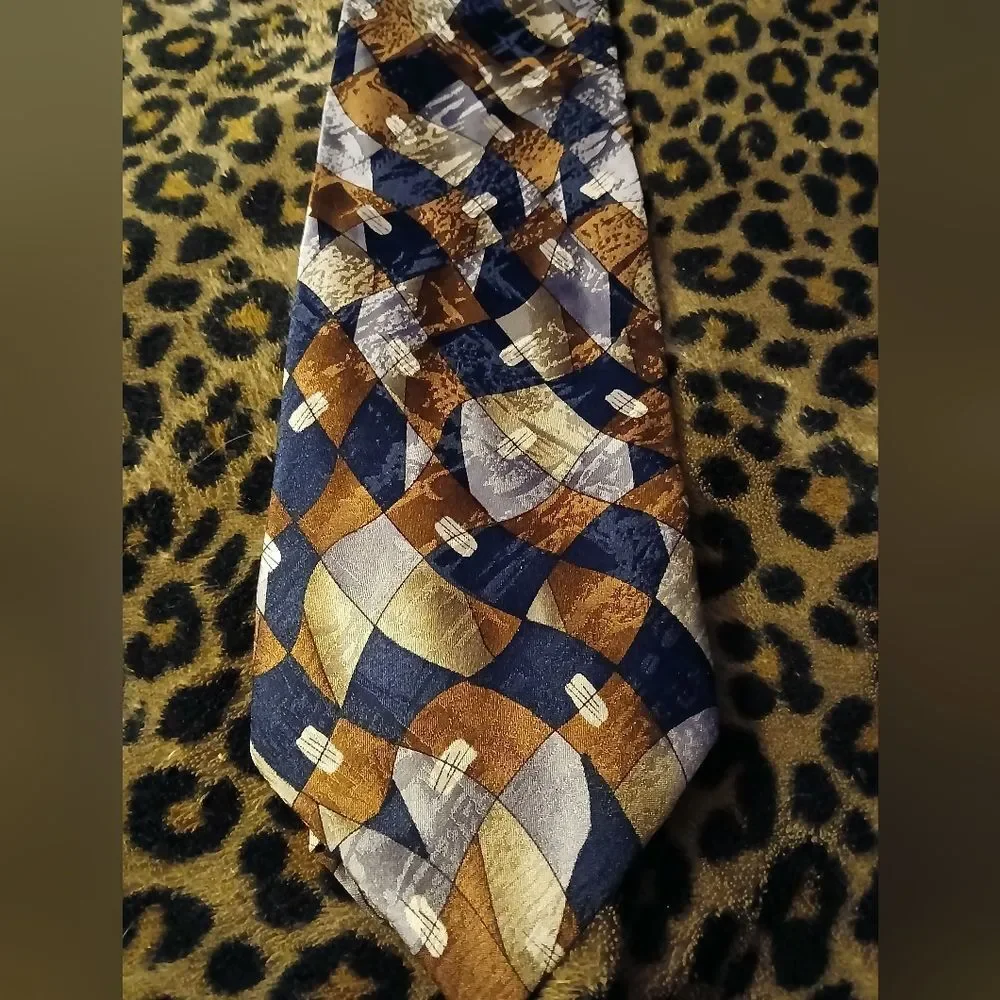 🤠New Honors Silk Tie